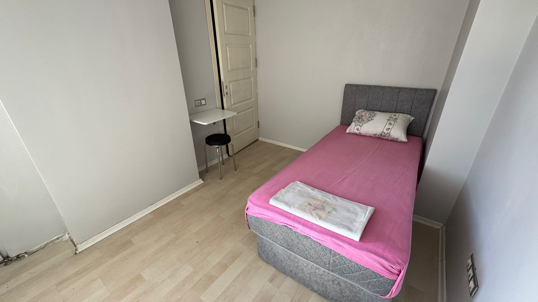 Standard Single Room -Male