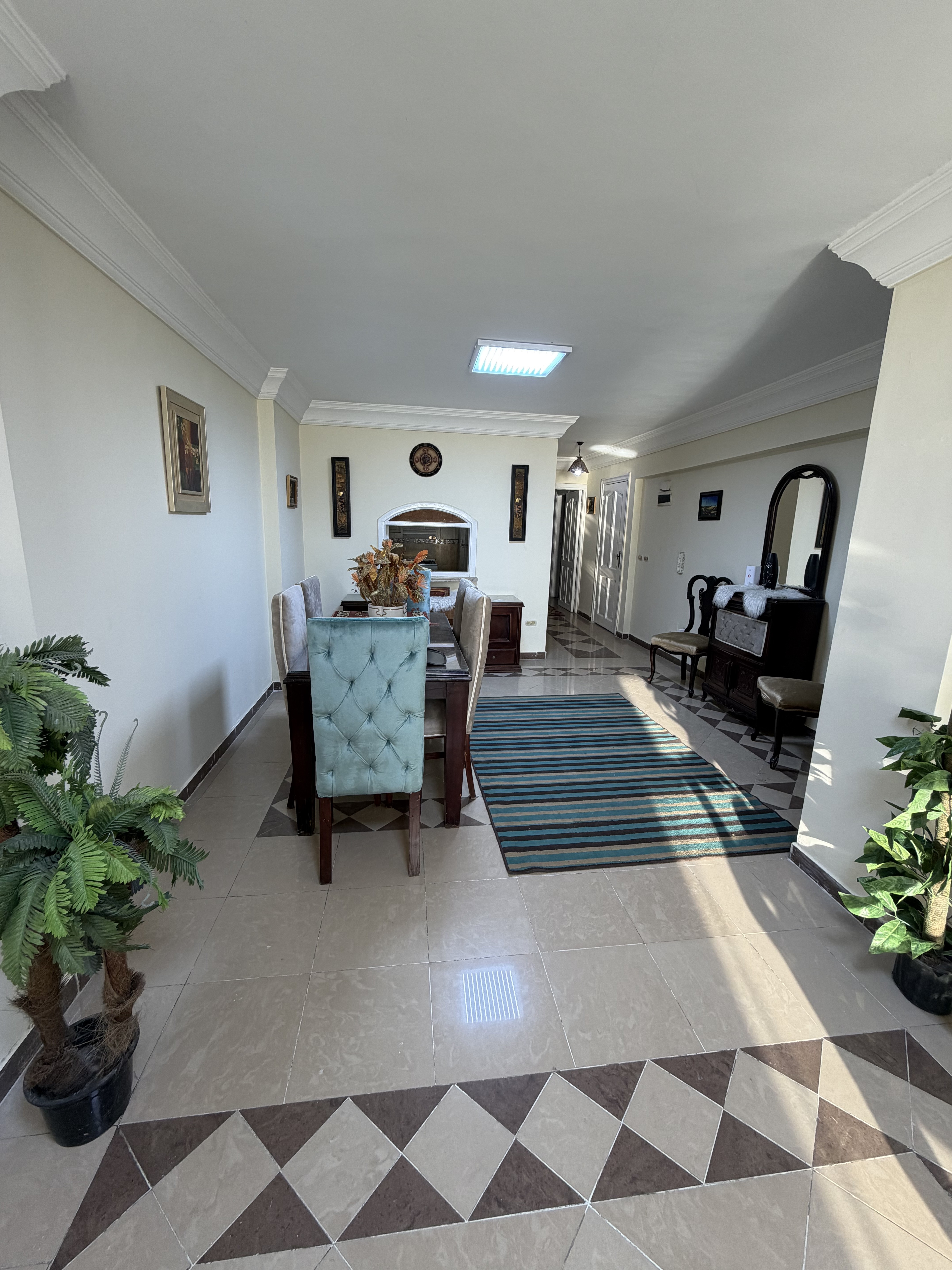 شقة بانوراما بيتش ( ثلاث غرف ) كود 306ميامي نادي السيارات vip