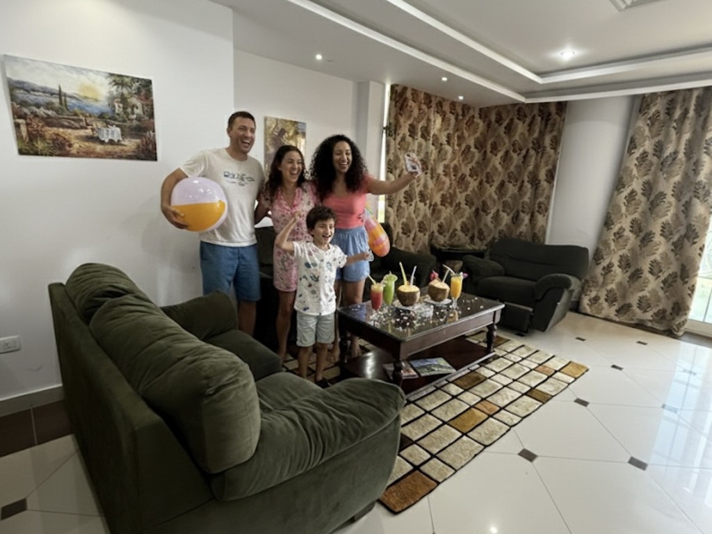 تمتع معنا باجمل الاجواء الصيفية