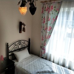 Bed & Breakfast, Standard Room