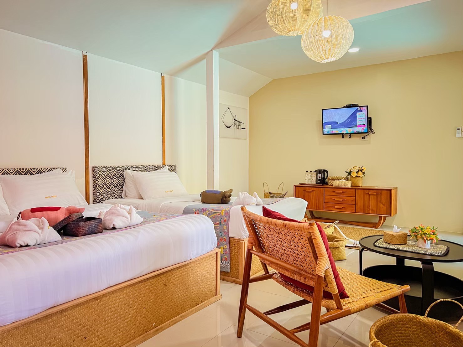Triple Room with Pool View