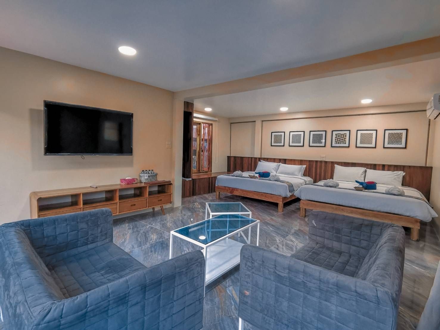 Quadruple Room with Pool View