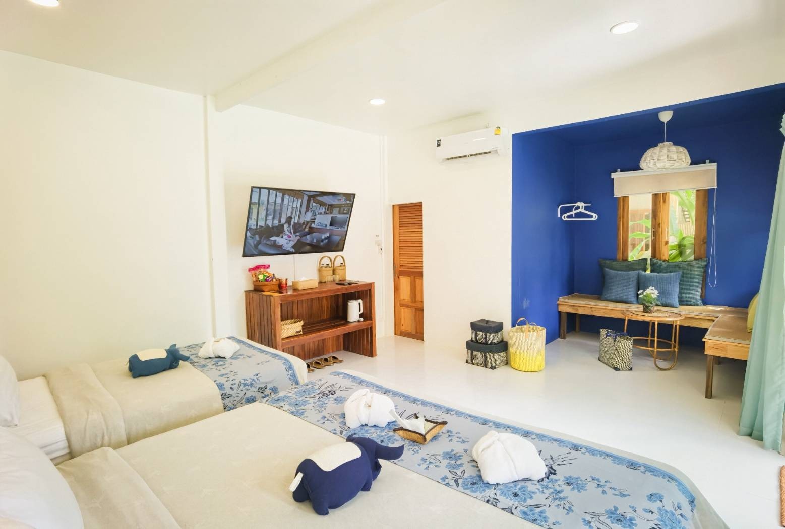 Triple Room